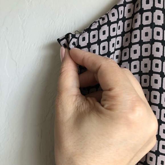 Pleione Geometric Blouse - Picture 3 of 6